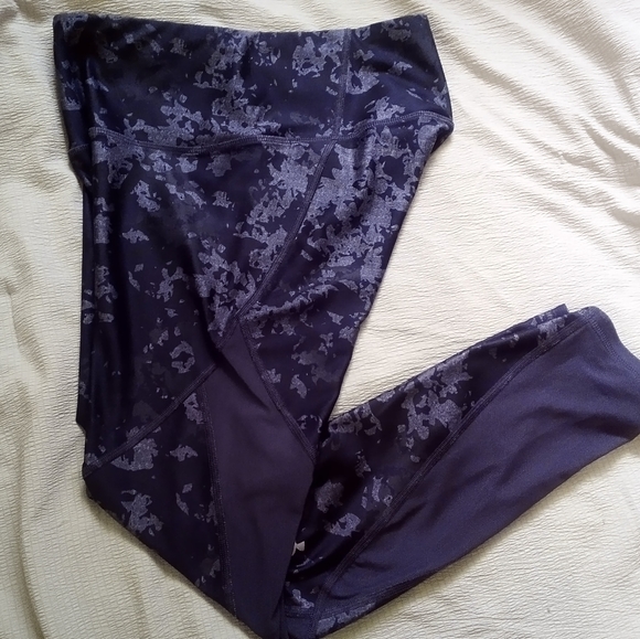 Women's Under Armour Heatgear Camo Mesh Compression Tights Large cropped - Picture 6 of 9